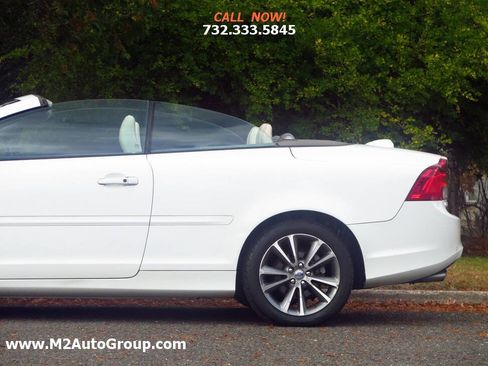 Used 2012 Volvo C70 T5 image 21