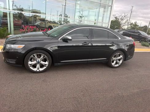 Used 2013 Ford Taurus Limited FWD image 2
