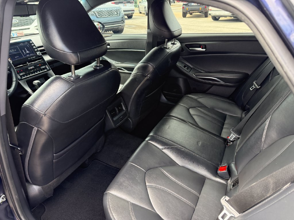 Used 2022 Toyota Avalon XLE FWD image 19