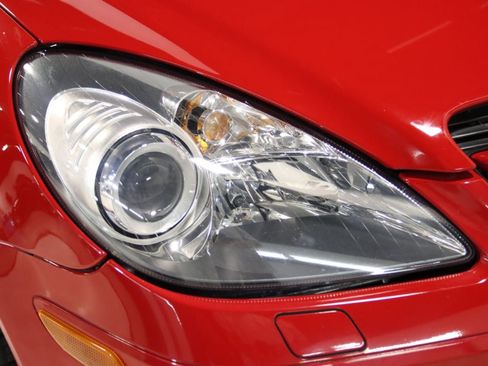 Used 2008 Mercedes-Benz SLK 350 image 90