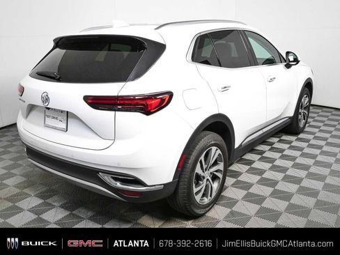 Certified 2022 Buick Envision Essence w/ Technology Package I FWD image 3