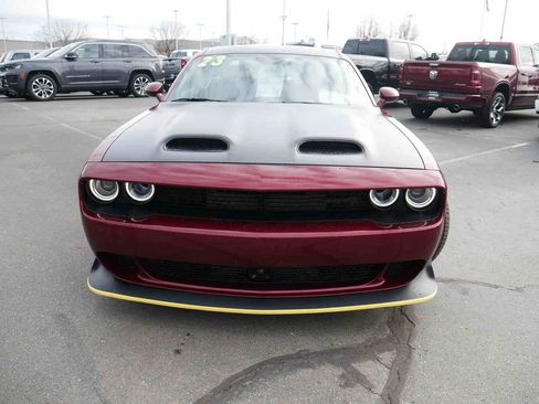 Used 2023 Dodge Challenger SRT Hellcat image 4
