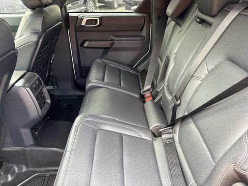 New 2026 Ford Bronco Big Bend w/ Black Diamond Package AWD/4WD image 18