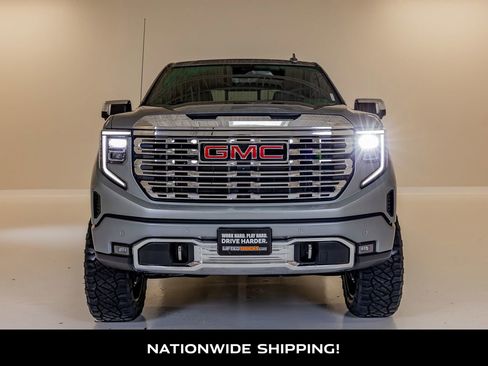 Used 2025 GMC Sierra 1500 Denali w/ Denali Reserve Package AWD/4WD image 4