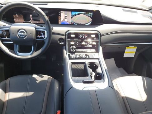 New 2025 Nissan Armada SL w/ Captain's Chari Seat Package image 23