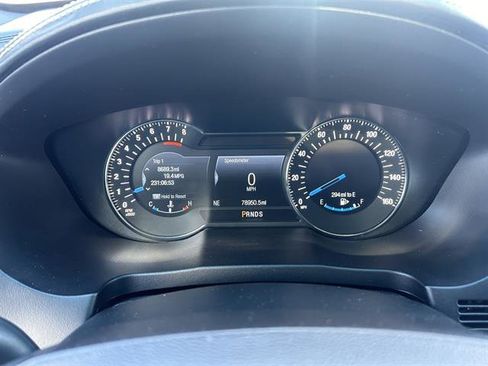 Used 2017 Ford Explorer Platinum image 17