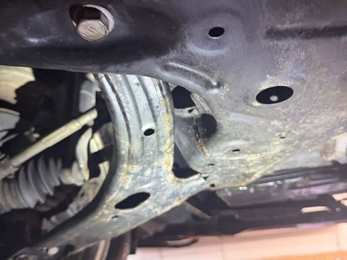 Used 2013 Toyota Corolla L image 39