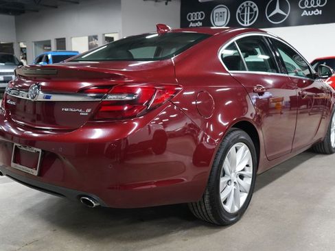 Used 2017 Buick Regal Premium w/ Driver Confidence Package #1 AWD/4WD image 5