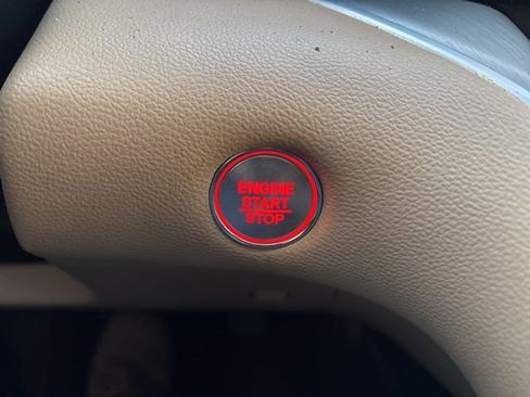 Used 2023 Acura TLX image 23