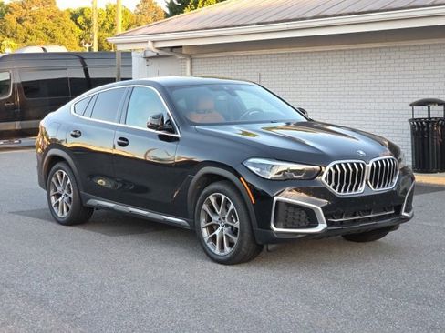 Used 2023 BMW X6 xDrive40i w/ Premium Package AWD/4WD image 1