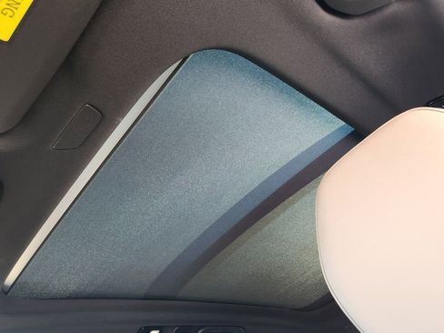 New 2026 Volvo XC60 B5 Plus w/ Climate Package image 14