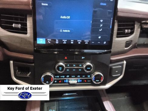 Used 2023 Ford Expedition Max Limited AWD/4WD image 25