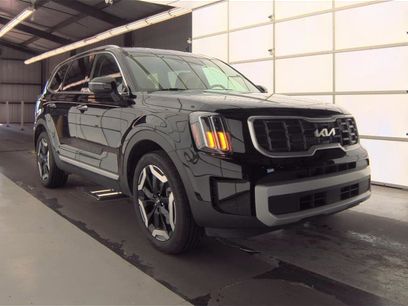 Used 2025 Kia Telluride S