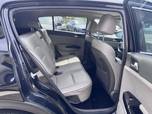 Used 2019 Kia Sportage EX w/ EX Premium Package image 15