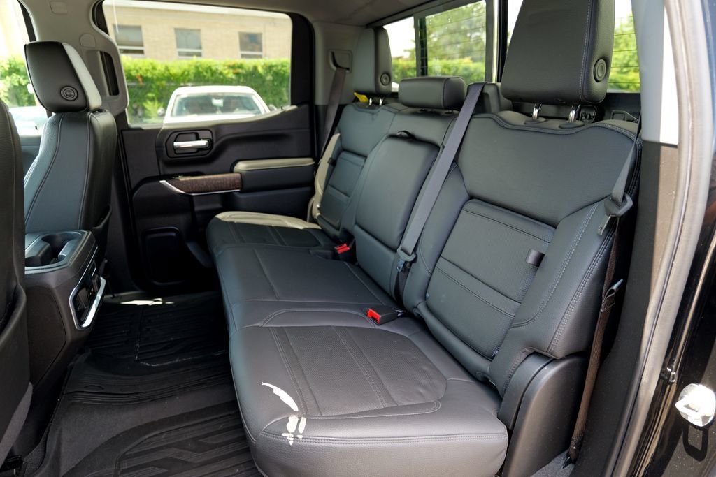 Used 2020 GMC Sierra 1500 Denali w/ Denali Ultimate Package AWD/4WD image 31