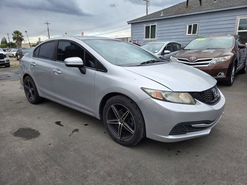 Used 2014 Honda Civic LX image 5