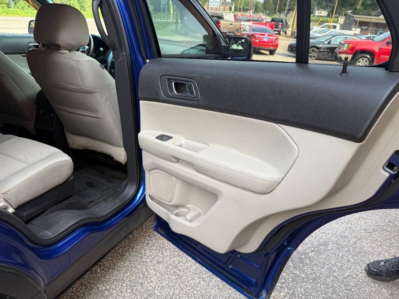 Used 2015 Ford Explorer FWD image 15