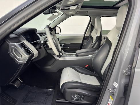 Used 2022 Land Rover Range Rover Sport SVR Carbon Edition image 17