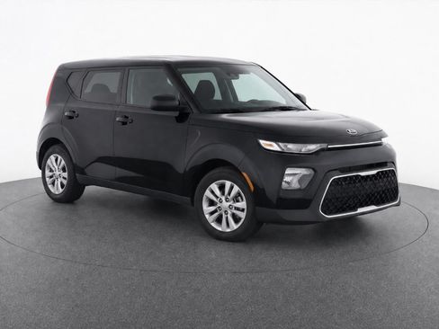 Used 2021 Kia Soul LX FWD image 2