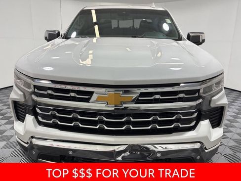 Used 2023 Chevrolet Silverado 1500 LTZ w/ LTZ Convenience Package II AWD/4WD image 2
