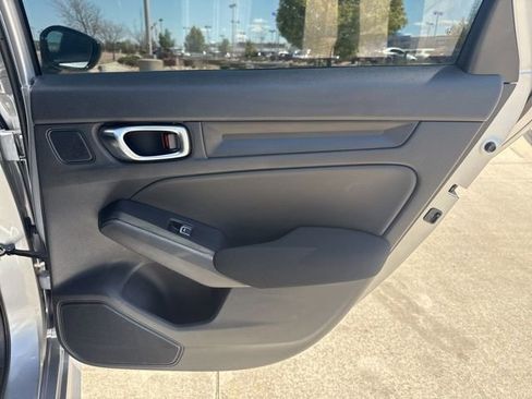 Used 2022 Honda Civic Sport image 13