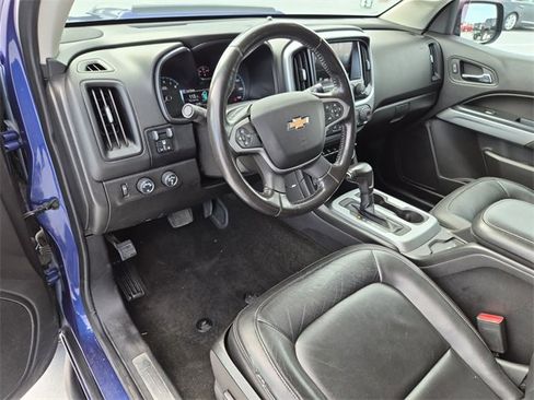 Used 2017 Chevrolet Colorado ZR2 w/ LPO, Premium Interior Package image 16