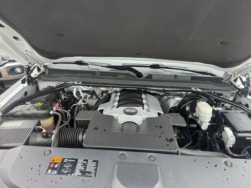 Used 2016 Cadillac Escalade Premium image 19