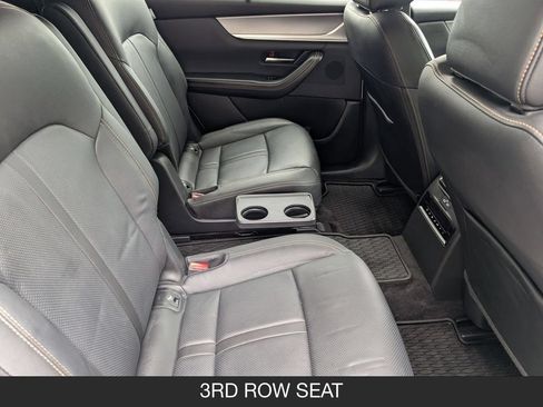 Used 2025 MAZDA CX-90 Plug-In Hybrid w/ Preferred AWD/4WD image 33