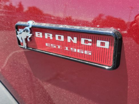 New 2026 Ford Bronco Outer Banks w/ Sasquatch Package AWD/4WD image 10