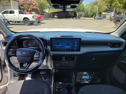 Used 2025 Ford Maverick XL w/ Equipment Group 102A AWD/4WD image 25