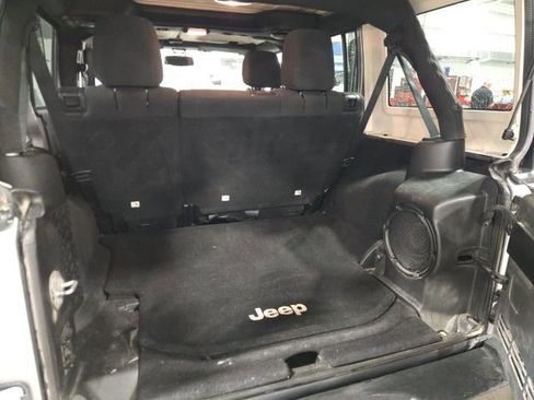 Used 2013 Jeep Wrangler Unlimited Sport image 12