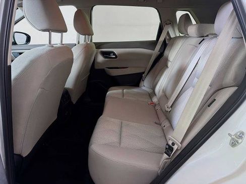 Certified 2025 Nissan Rogue SV AWD/4WD image 20