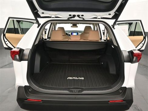 New 2025 Toyota RAV4 XLE w/ Convenience Package image 14