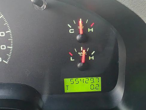 Used 2006 Ford F150 STX image 33