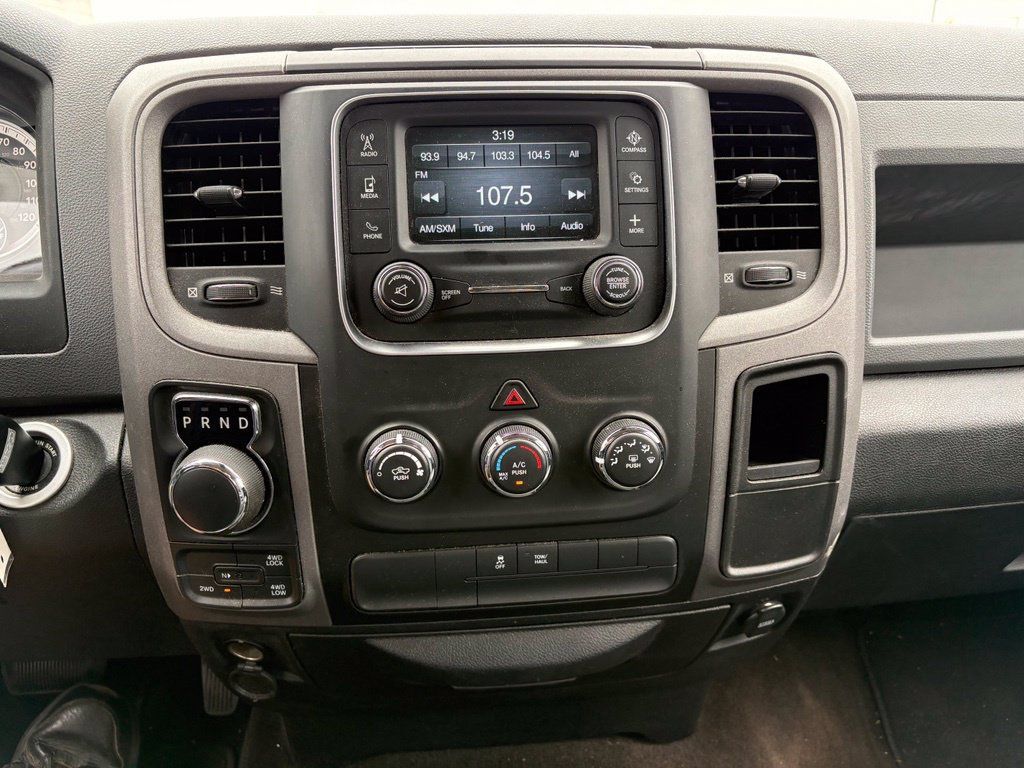 Used 2015 RAM 1500 Express AWD/4WD image 26