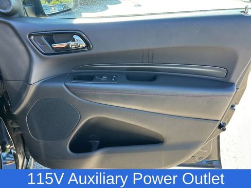 Used 2023 Dodge Durango GT image 37