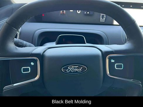 Used 2025 Ford Expedition Max Platinum w/ Stealth Appearance Package image 11