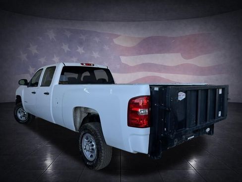 Used 2010 Chevrolet Silverado 2500 W/T image 3