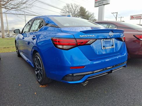 New 2025 Nissan Sentra SR w/ SR Premium Package image 3