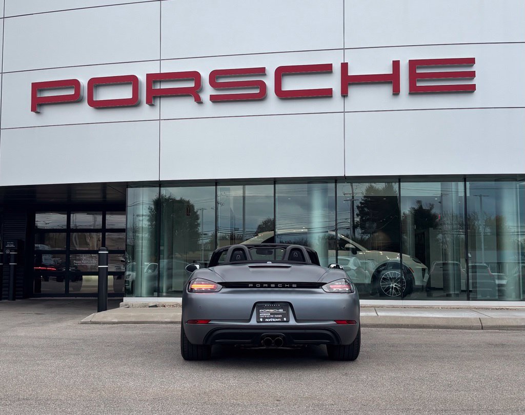 Certified 2025 Porsche 718 Boxster RWD image 8