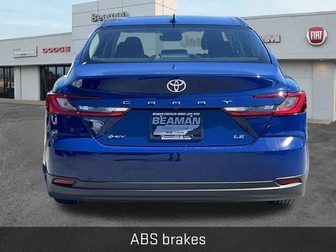 Used 2025 Toyota Camry LE w/ Convenience Package FWD image 6