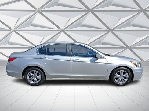 Used 2012 Honda Accord LX image 12