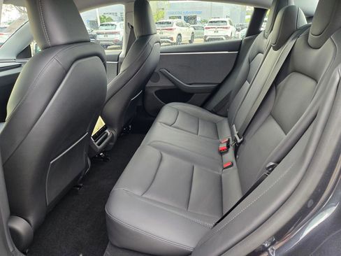 Used 2025 Tesla Model 3 RWD image 11