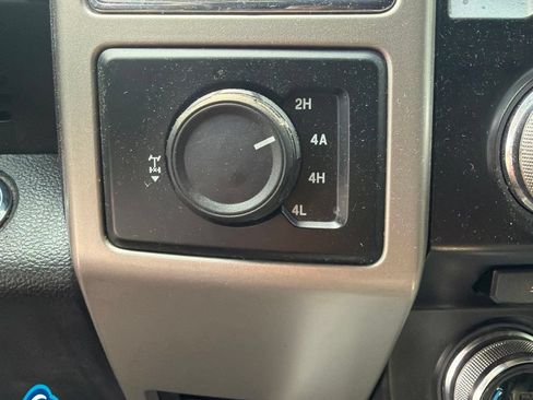 Used 2015 Ford F150 Lariat w/ Equipment Group 501A Mid AWD/4WD image 26