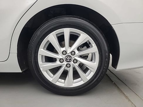 Used 2024 Toyota Camry LE FWD image 11