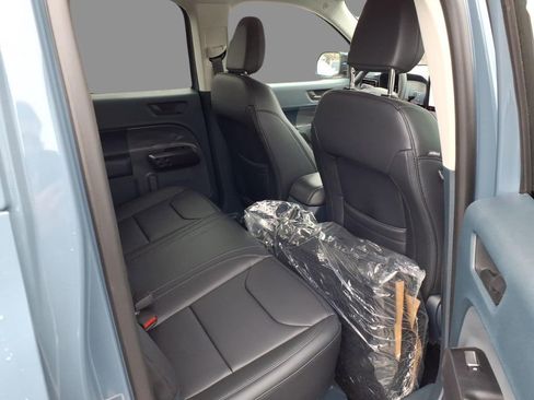 New 2026 Ford Maverick Lariat w/ Black Appearance Package image 11