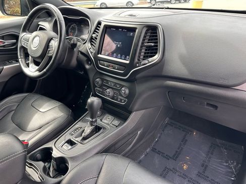 Used 2021 Jeep Cherokee Latitude Lux 80th Anniv w/ Quick Order Package 26U 80TH image 19