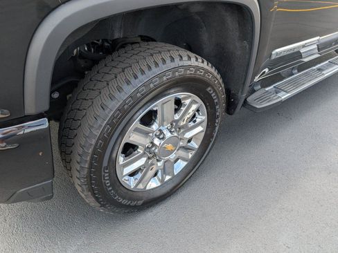 Used 2024 Chevrolet Silverado 2500 High Country w/ High Country Premium Package AWD/4WD image 41