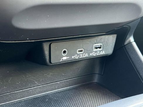 Certified 2024 Subaru Crosstrek 2.0i Premium image 29