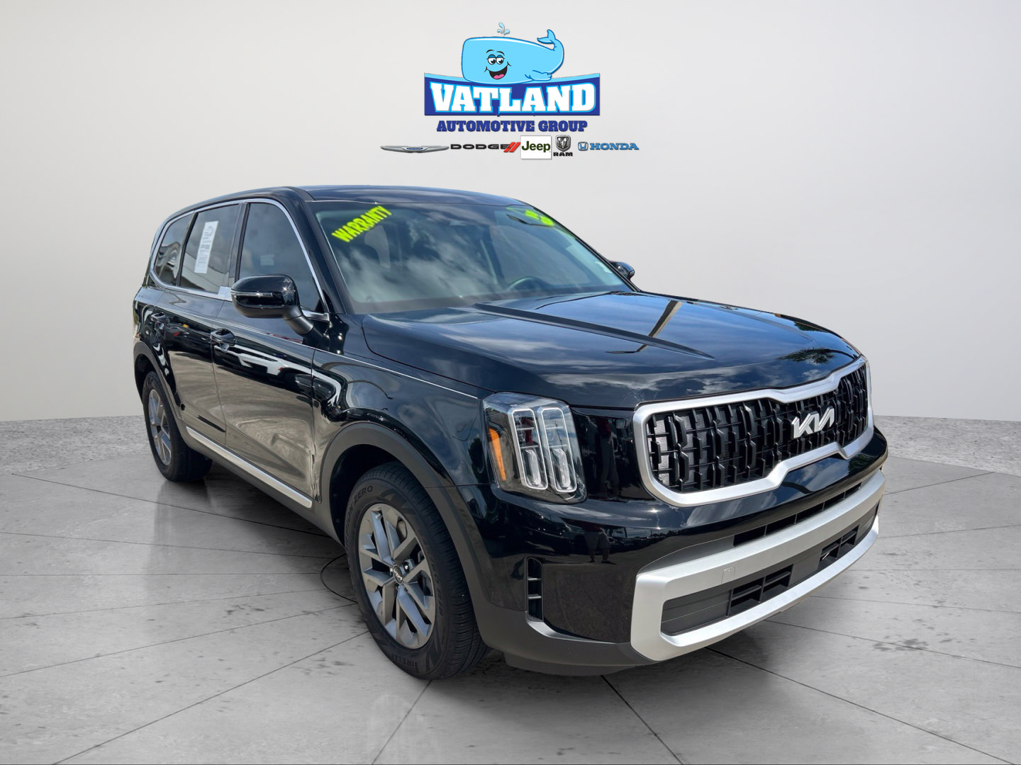 Used 2025 Kia Telluride LX FWD image 22